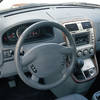 Kia Carnival I (UP/GQ, facelift 2001) 2.5i V6 Automatic