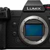 Panasonic Lumix DC-S1R